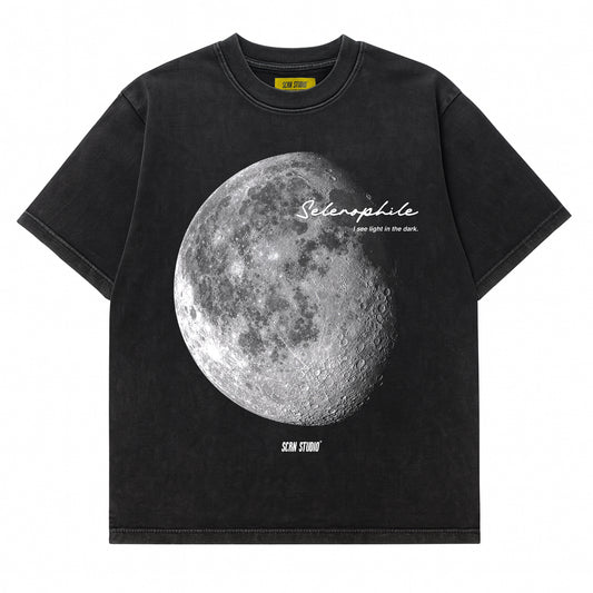 Moon Print T-Shirt – Vintage Oversized